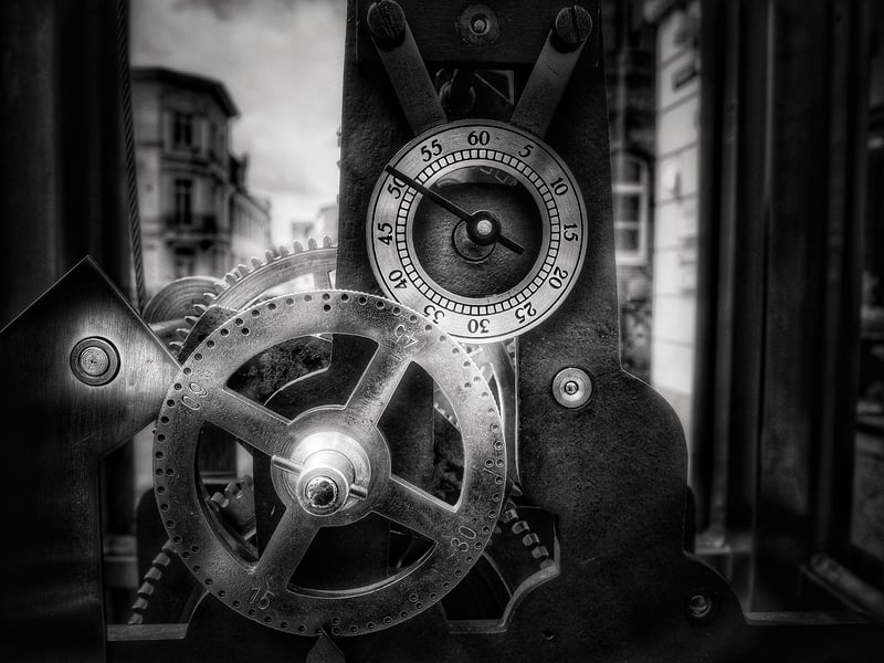 Choosing Time Machines